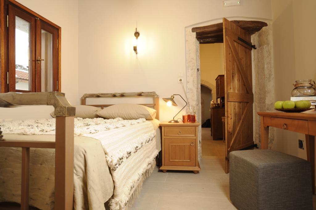 Eco Cottage Vedere With Pool Vederoi 외부 사진